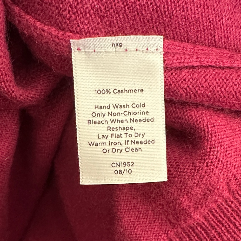 Talbots Cashmere Sweater - Picture 3 of 3